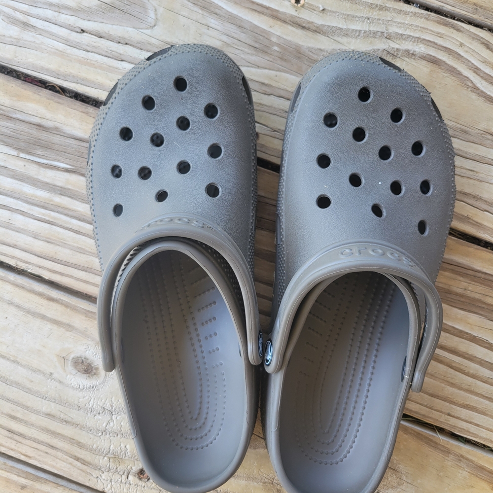 CROCS Gray M9/W11